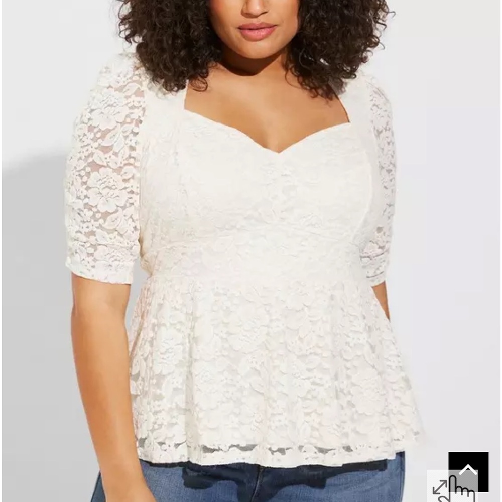 NWT TORRID SZ 6 LACE TOP